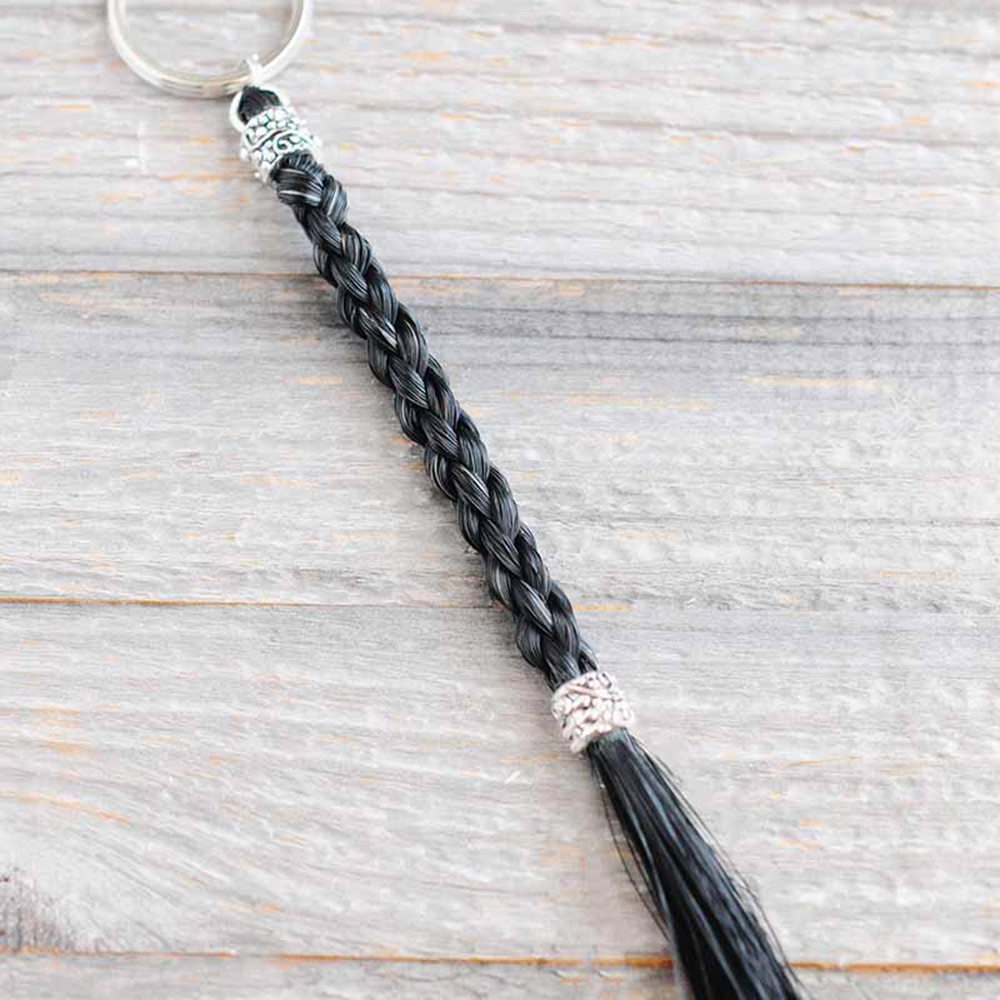 【PASTER】 BRAIDED HAIR KEYRING BEANIE BraidedHorseHairKeyChain-2048.