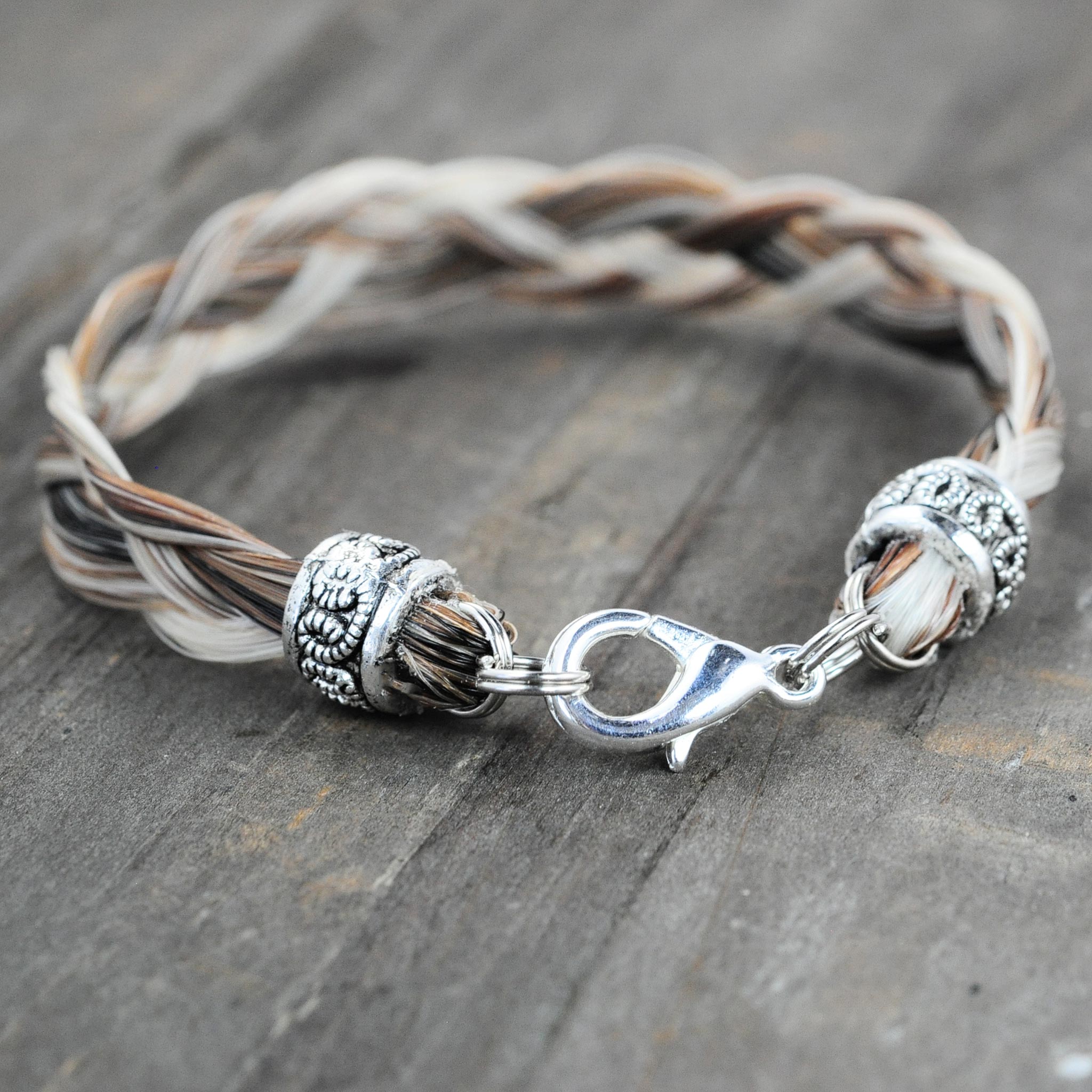 IRON HORSE Horseshoe Magnetic Bracelet-Made with Genuine Horsehair, Charm Bracelet, Horsehair Jewelry, Horseshoe online Bracelet, Gifts for Women,